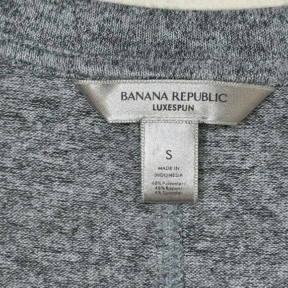 Banana Republic Luxespun Boxy V Neck Long Sleeve Top Size Small - Picture 8 of 11